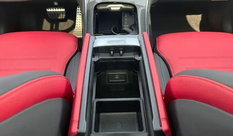
								Mercedes-Benz GLC full									