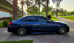 
										Mercedes C200 full									