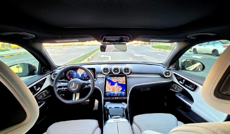 
								Mercedes C300 full									